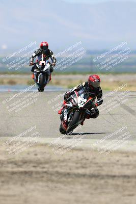 media/May-25-2025-Lets Ride (Sun) [[0ff033e448]]/C Group/1140am (Grapevine)/